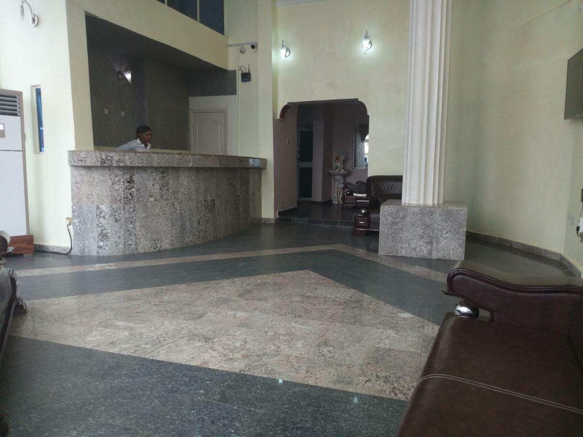 Dluxx Villa & Suites Ikeja Exterior foto