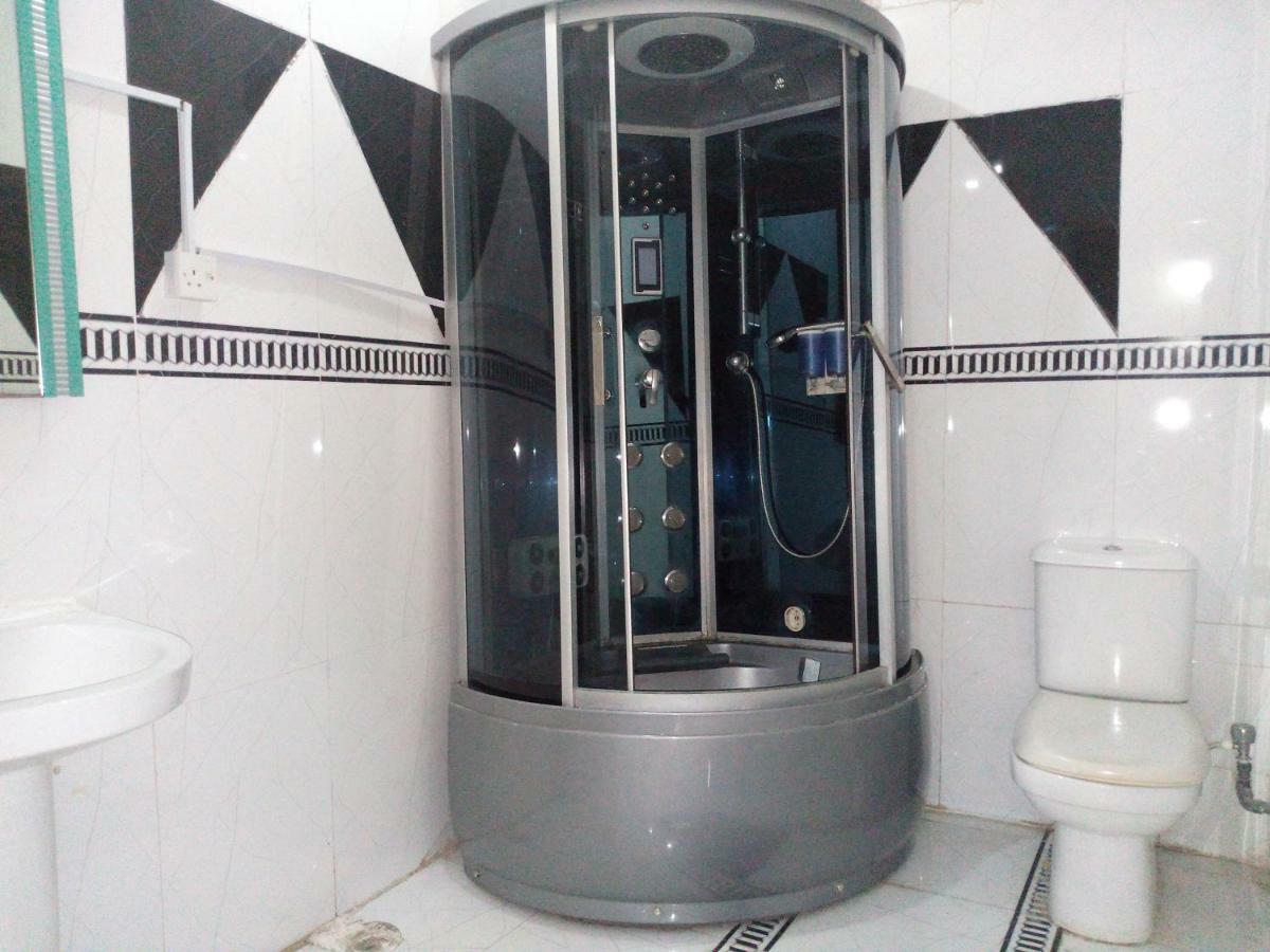 Dluxx Villa & Suites Ikeja Exterior foto