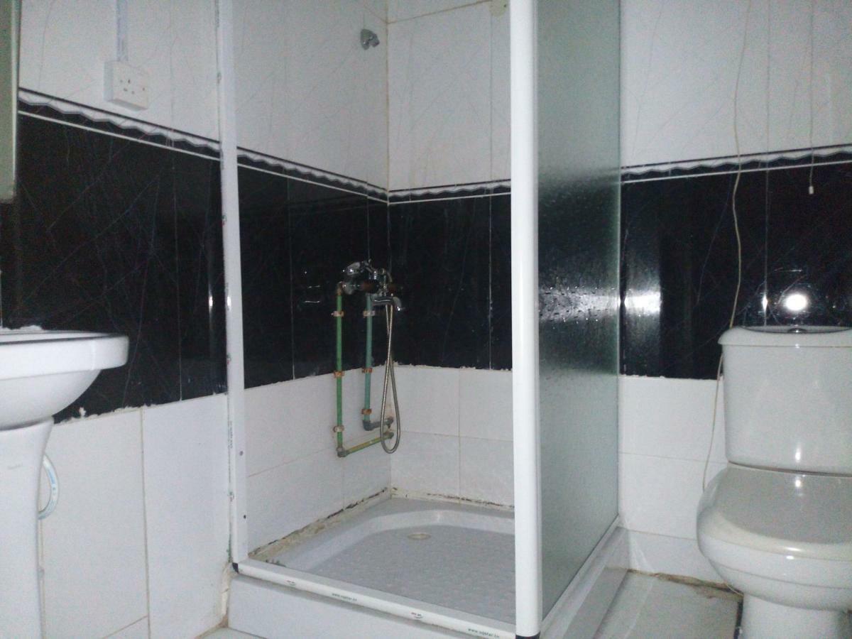 Dluxx Villa & Suites Ikeja Exterior foto